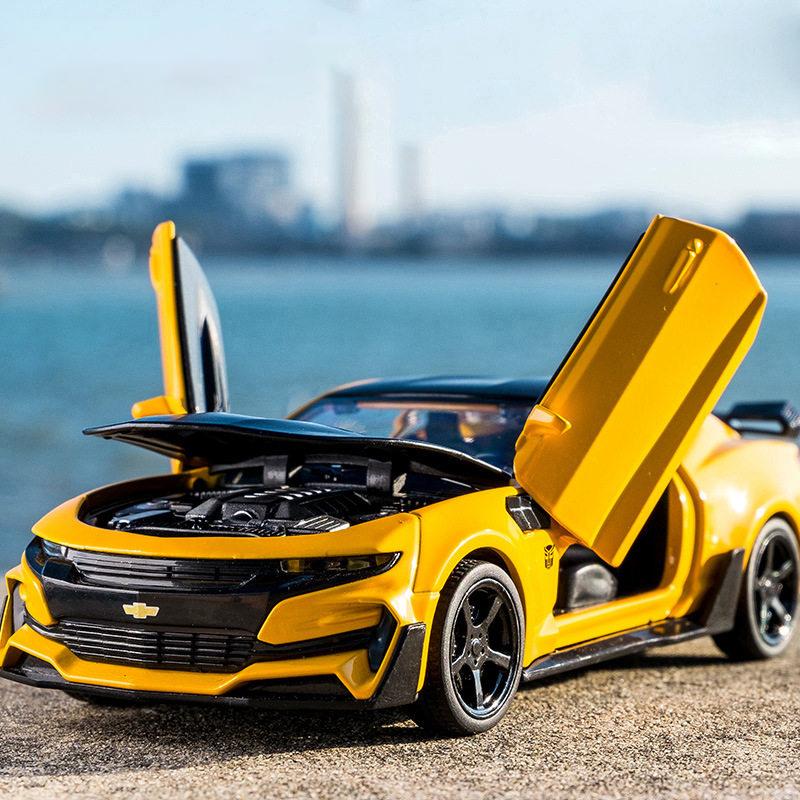 1:32 Chevrolet  Camaro Alloy Model Car Toy Diecasts Metal Casting Sound and Light Car Toys For Children Vehicle
