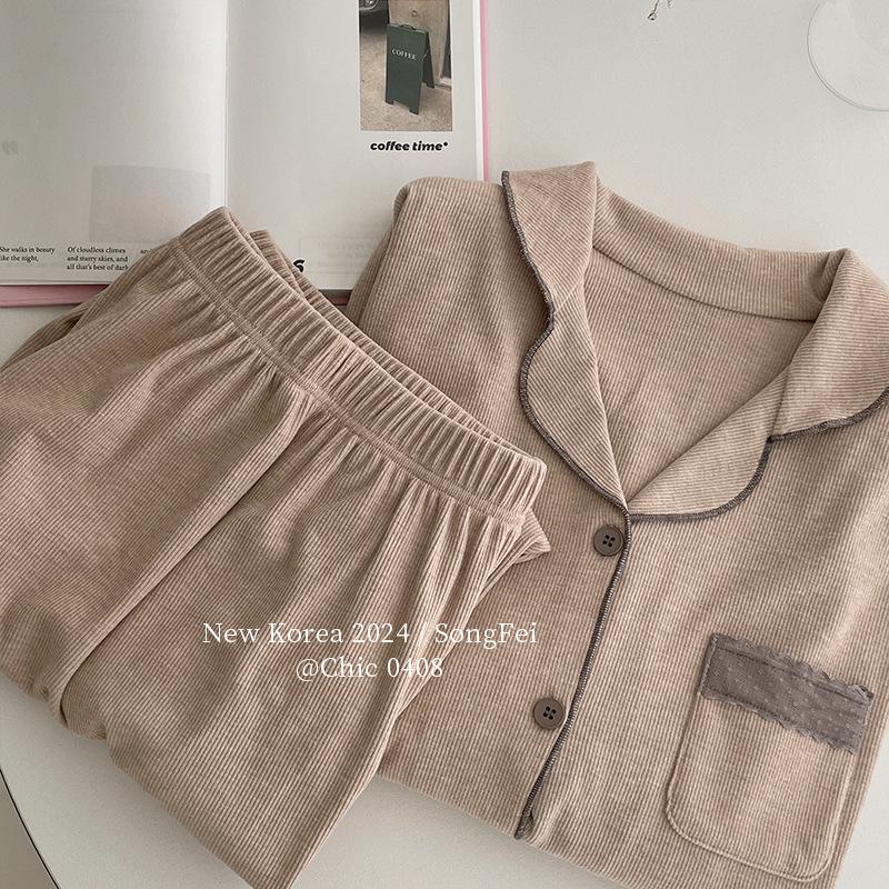 

Женский осенний кружевной пижамный комплект: Кардиган с длинными рукавами и брюки с пуговицами на лацканах, можно носить на открытом воздухе Size F (40-68 kg)