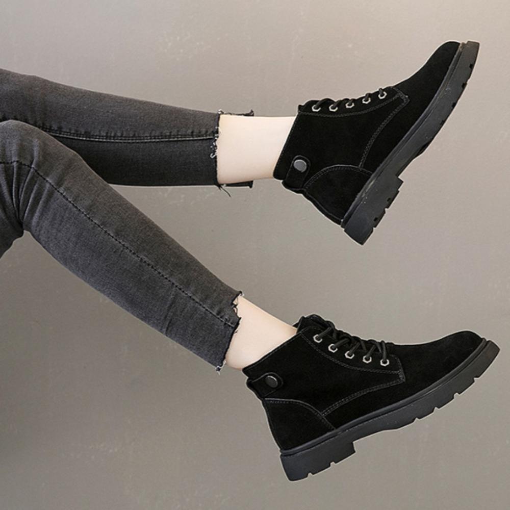 Женские короткие ботинки в британском стиле — фото 11