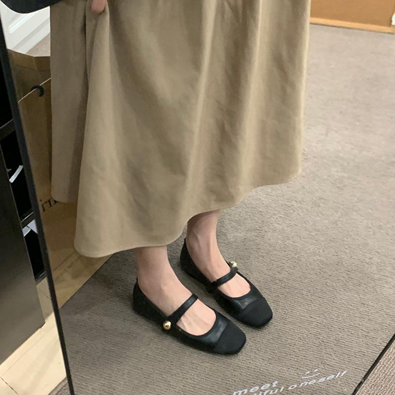 

Xiaoxiangfeng single shoes women s 2025 spring new flat Mary Jane small leather shoes gentle ballet evening shoes ladyshoes 35 чорний
