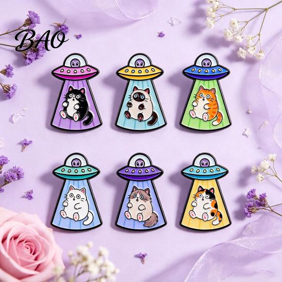 Cat Clothing Brooch Enamel UFO Metal Brooch, Aliens Ship Kitten Badge Pin, Bag Scarves Hat Accessories for Men Women Shaped
