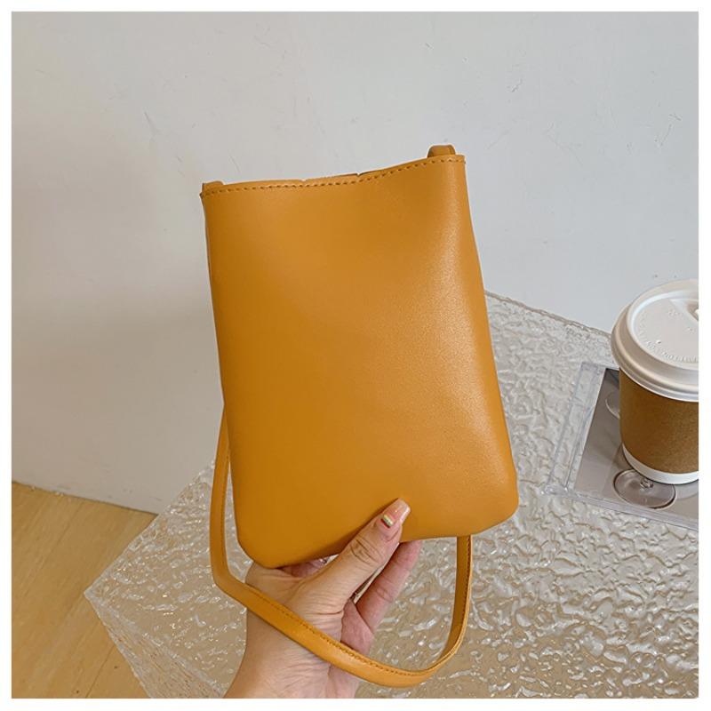 Korean Literary Small Shoulder Bag Casual Retro Solid Color Vertical Mobile Phone Bag Simple Soft Leather Shoulder Bag Wholesale