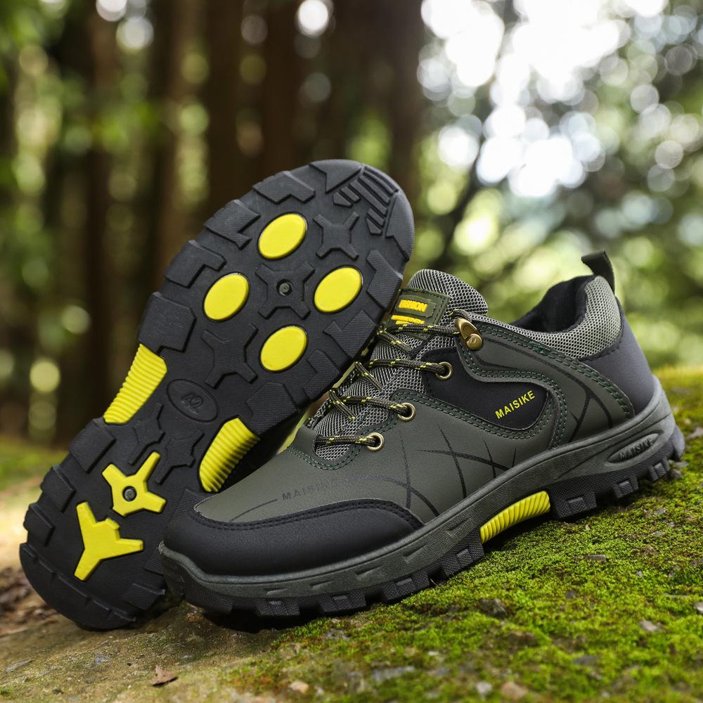 Spring 2025 New Men's Hiking Shoes Large Size Walking Shoes Outdoor Hiking Casual Shoes Tooling Sports Men's Shoes