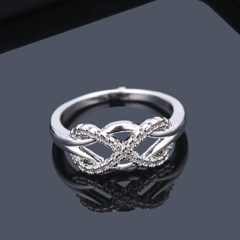Korean Style Geometric 8-Shaped Zirconia Women's Ring