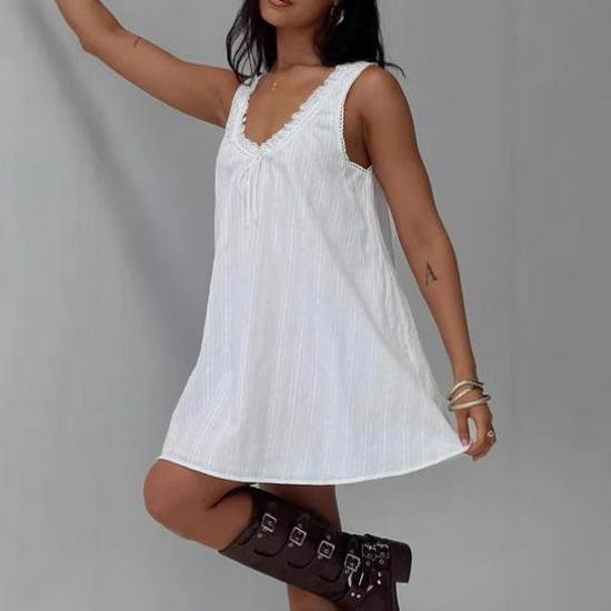 2026 Summer White Sleeveless Lace V-Neck A-Line Dress Women’s Vacation Style