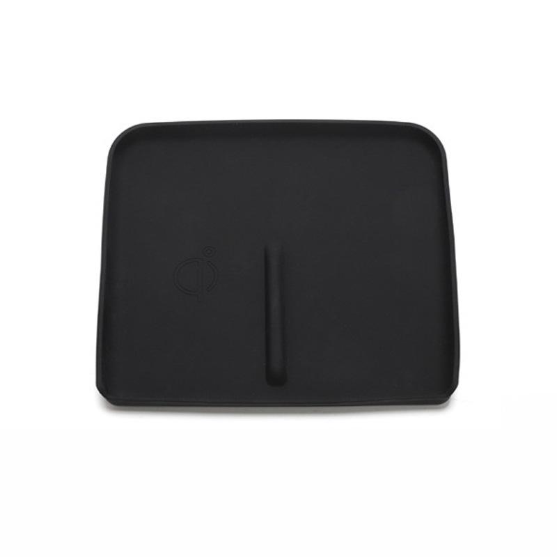 XPeng P7i Wireless Charging Anti-Slip Silicone Pad for Car Interior Protection