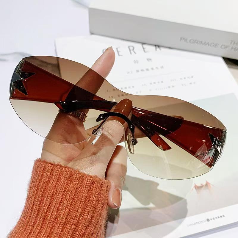 Nowe Damskie Okulary Przeciwsłoneczne Bez Oprawek z Gwiazdkami Styl Y2KGirl Hip Hop Moda Okulary Męskie Okulary na Imprezę Plażową UV400