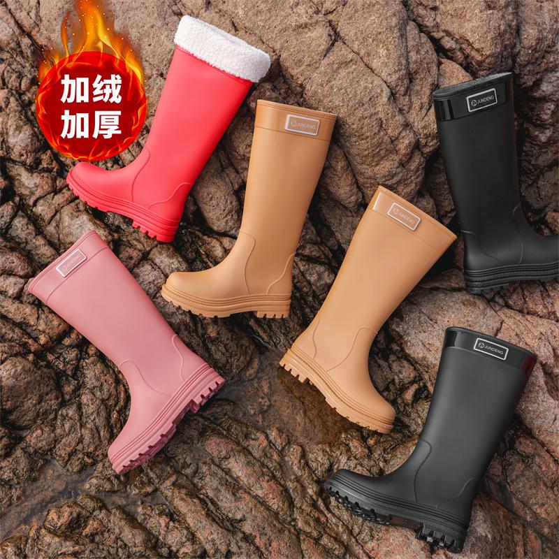 Winter velvet cover thermal rubber shoes women's seaside rain shoes fashion high tube cm platform rain boots exquisite women's water shoes