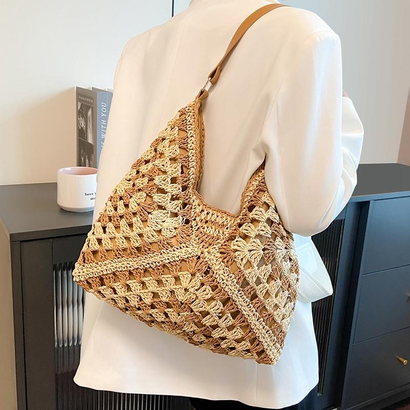 Fashi Straw Ctrasting Colors Large Capacity Shoulder Bags 2026 High Quality Versatile Sweet Bags Seaside Vacati Beach Bags