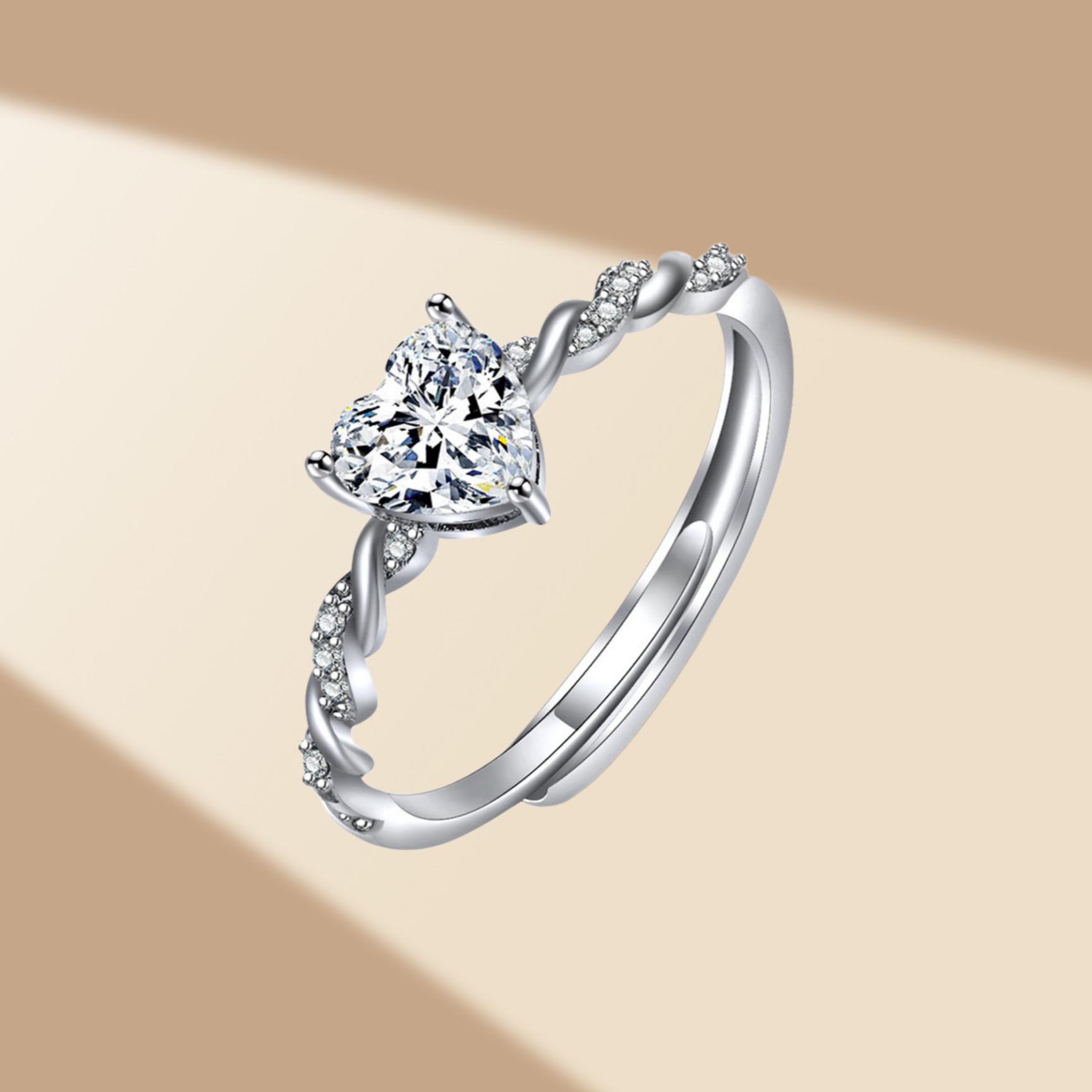 Exquisite Heart-Shaped Moissanite Imitation Ring - High-End European, American, Korean, Japanese Design