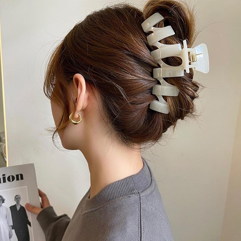 Traceless Spray Paint Frosted PS Hair Claw Clip - Shark Clip Bun Accessory