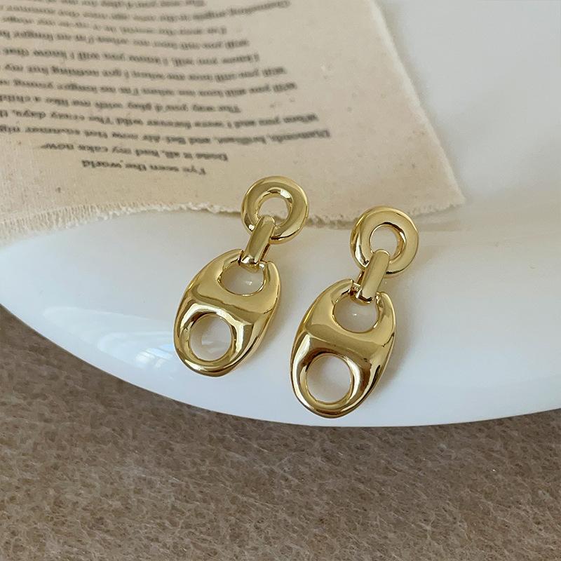 

Серьги-гвоздики из металла в форме свиного носа, женские, нишевые, дизайнерские, изысканные, модные, простые, универсальные серьги