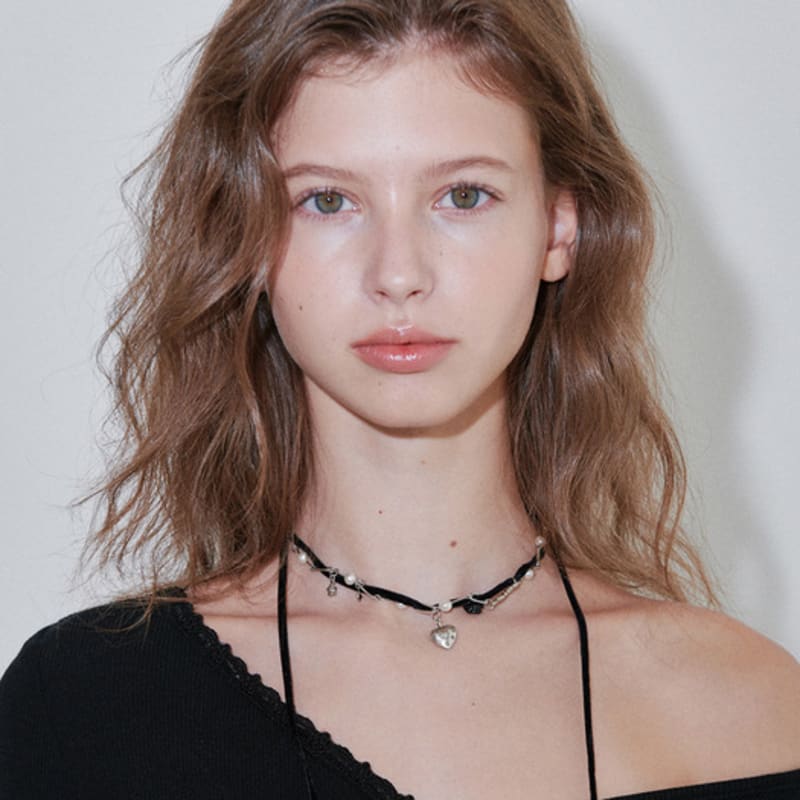 Ouel VINTAGE ROSE STRAP NECKLACE_2COLOR(BALCK/PINK)