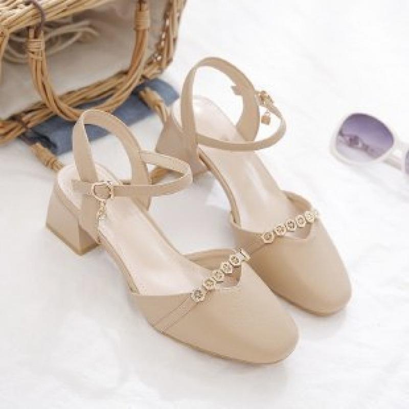 

Foreign trade 2025 new bag head sandals women s one-word buckle square head thick heel middle heel with skirt 40