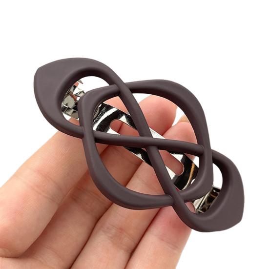 Hair Barrette Retro Style Hollow Metal Spring Design Back Head Hair Clip Women Matte Finish Hair Accessories