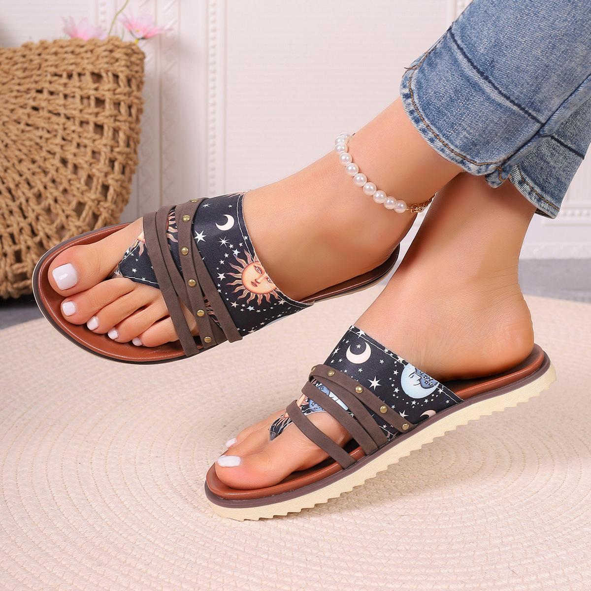 

European and American foreign trade large size flat bottom flower flip-flops women s outer wear printed rivets thick bottom beach sandals slippers 43