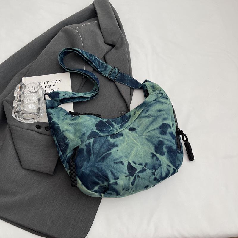 Повседневная маленькая сумка Женская сумка-хобо через плечо зелёный