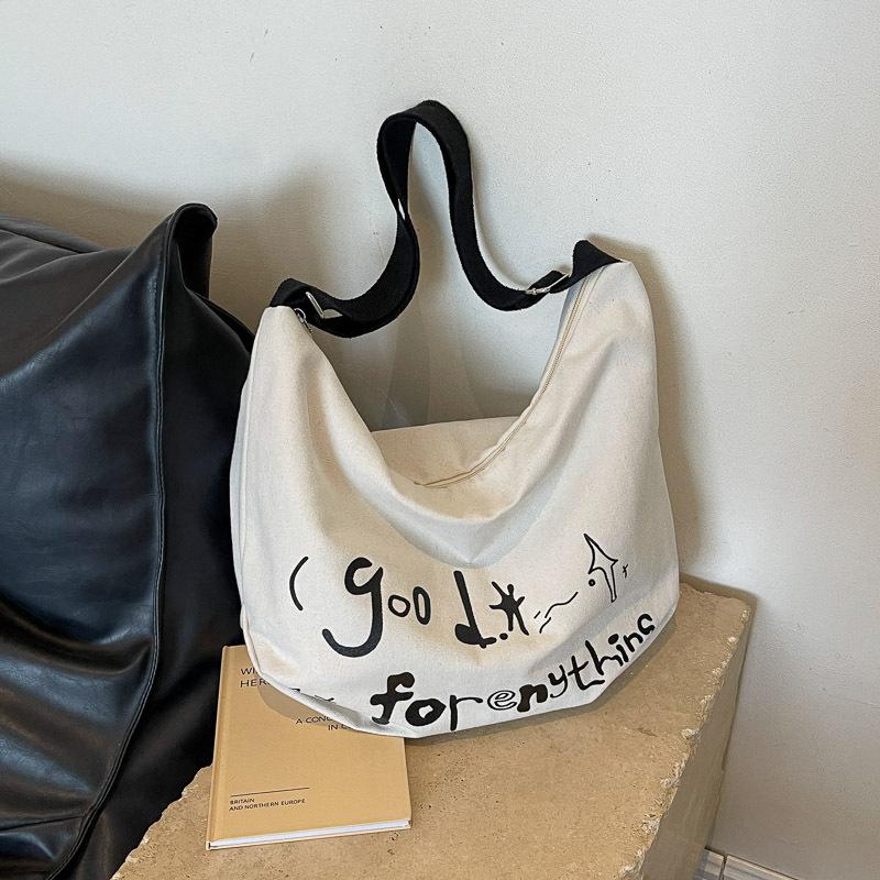 

Премиальная текстура универсальная сумка для поездок большой вместимости женская 2025 весна новая простая на плечо сумка-мессенджер сумка-тоут