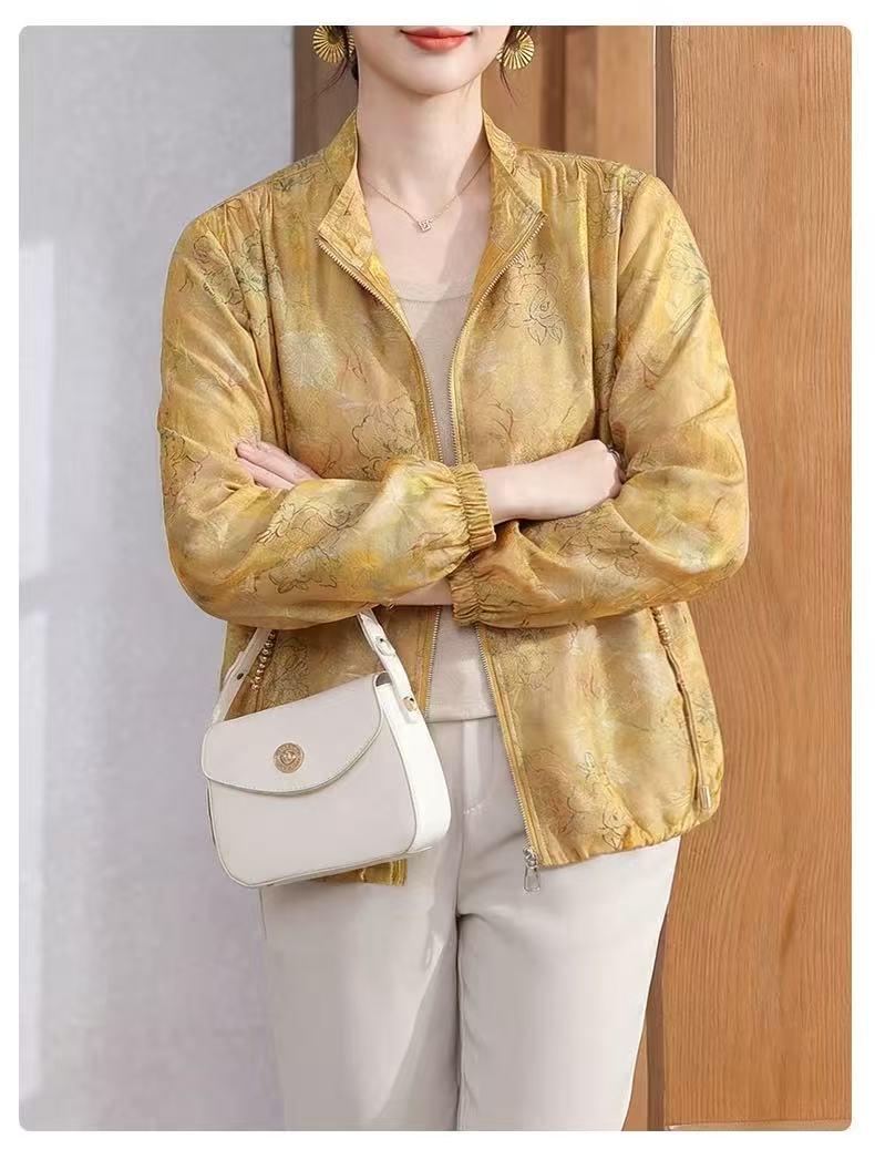 

2026 Spring Fashion Age-Reducing Jacket for Middle-Aged & Elderly Women - Casual Thin Style Top XL: 90-109 jin золотий