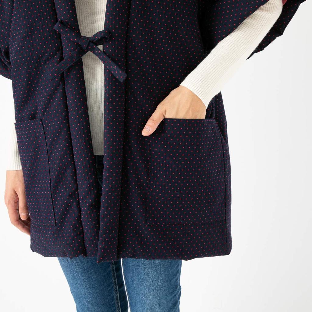 Watanosato Kurume-ori Dot Pattern Hanten (Hanten) in Navy and Red