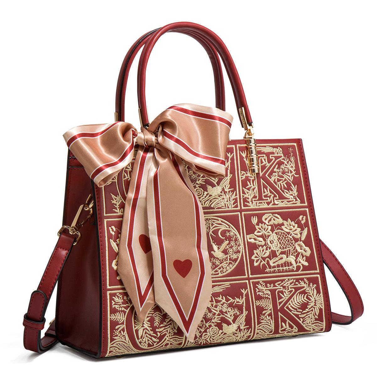 Send Gifts Embroidered New Mother Red Wedding Bag Send Elders Mother-In-Law Gift Handbag Crossbody Women S Bag бордовый 5880₽