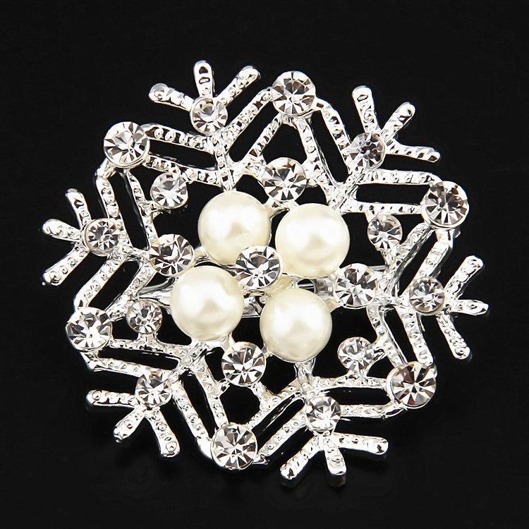 Snowflake Pearl Rhinestone Brooch - Fashionable Lapel Pin and Accessory