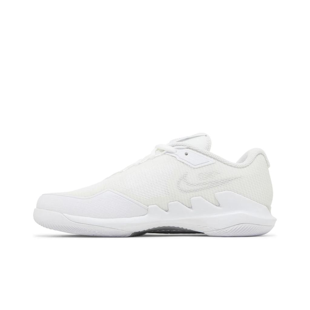 Womens NikeCourt Air Zoom Vapor Pro 'White Metallic Silver' (women's sizes) White / Metallic Silver Tennis Shoes CZ0222 108
