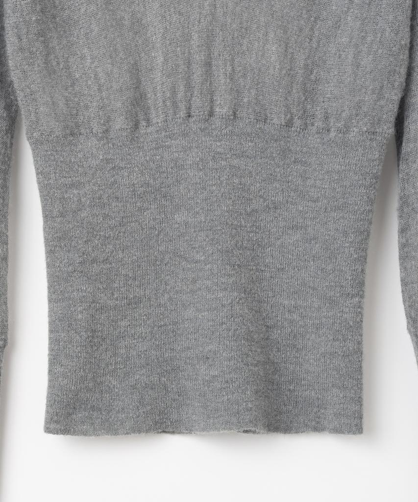 MILLO WOMEN Sheer Deep V-Neck Knit [Gray]