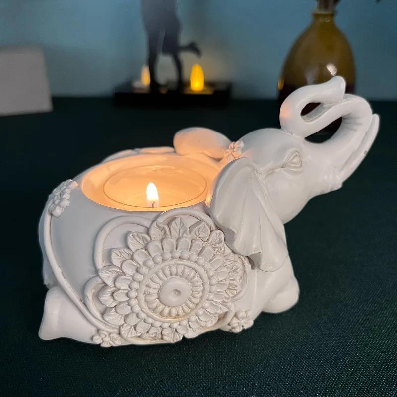 Portacandele Animale, Scultura Tronco d'Elefante, Portacandele Tea Light, Portacandele a Stelo Piccolo Decorativo, Regalo Fortunato.