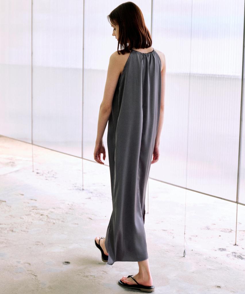 Rank 5 [Nelli] Satin One-Piece [Nelli] Satin Halterneck Dress_Charcoal