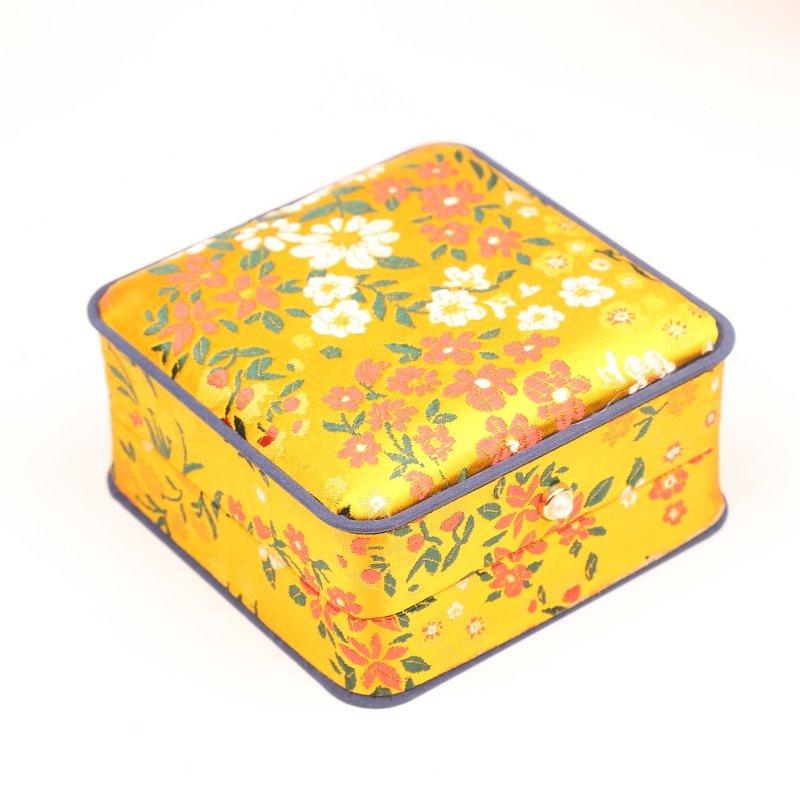 

Vintage Jewelry Box Chinese Style Pendant Jade Packaging Bracelet Bracelet Jewelry Storage Dignified Choose From Three Models
