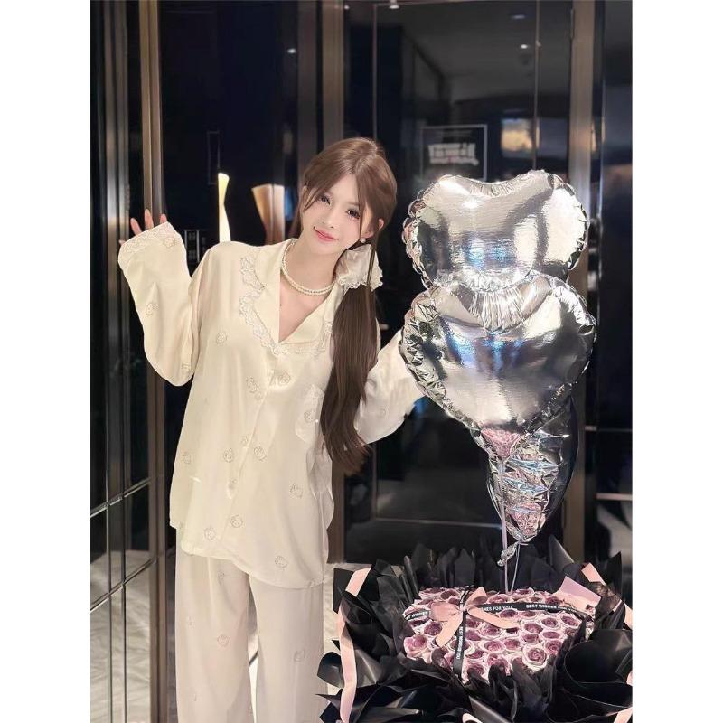 Kitty cat pajamas women's ice silk autumn and winter long-sleeved trousers set lace-edged silk loungewear can be worn outside