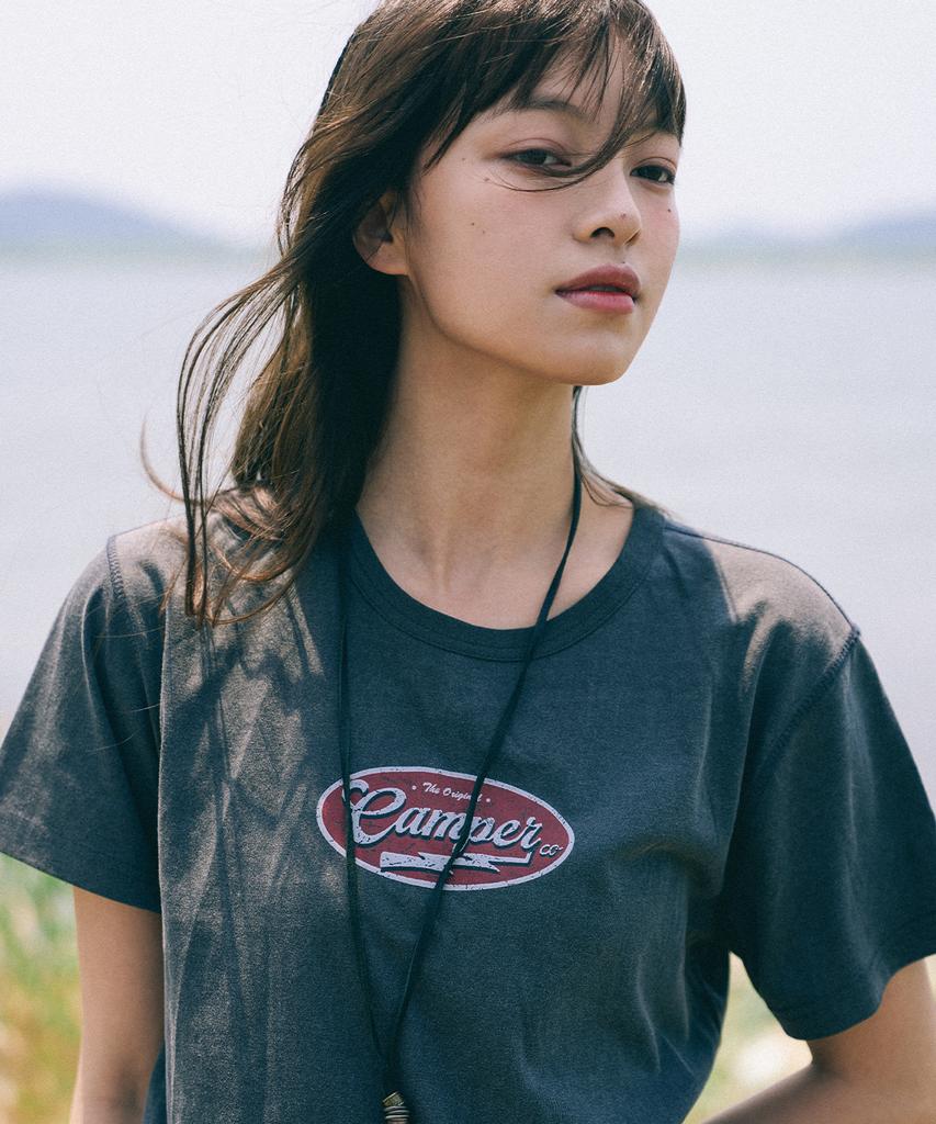FAKE CAMPER Women'S Crack Circle Logo Crop Short Sleeve T-Shirt [Chacoal]