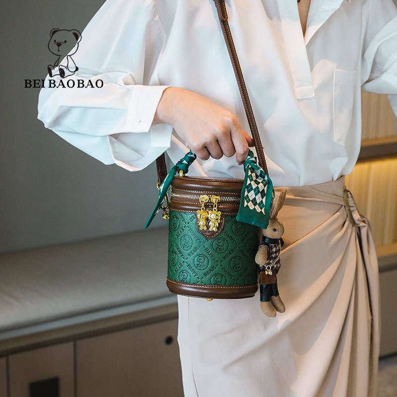 Women's Fashionable Crossbody Niche Cylinder Shoulder Bag