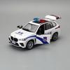 Maßstab 132 Legierungsauto Modell Spielzeug X5 M Polizei SUV Sound Lichter Kinder Geschenk