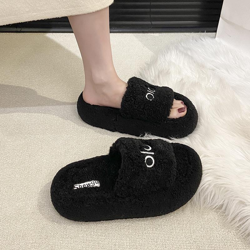 

Тапочки Mao Mao женские осенне-зимние 2025 новые плюшевые на толстой подошве обувь Mao Mao ленивая мода беременные женщины домашняя хлопковая швабра 40 чёрный