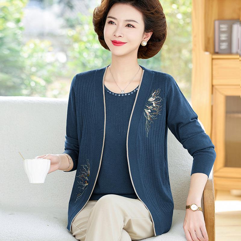 Spring New Arrivals: Women's Knit Two-Piece Set - Short-Sleeved Top and Stylish Cardigan for Middle-Aged and Elderly