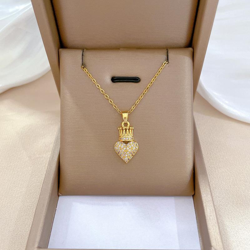 Titanium Steel Crown Love Light Luxury Temperament Gorgeous Full Diamond Necklace Women'S Versatile Collarbone Chain Titanium Steel Chain