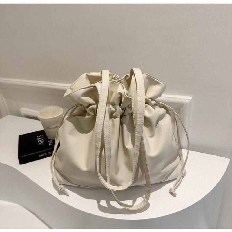 New Japanese and Korean Harajuku Oxford cloth large capacity solid color fashion casual drawstring pleated bucket shoulder bag