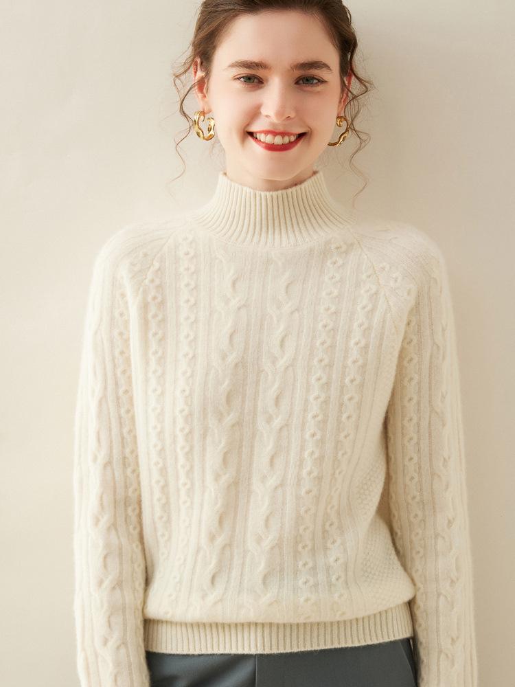 Women's Cashmere Cable Knit Sweater, Half-High Neck, Thick, Slimming, Loose Fit, Warm Base Layer for Autumn and Winter.