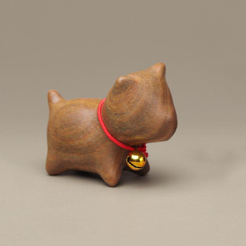 

Sandalwood Wooden Walking Cat Ornament - Cute Cartoon Desktop Decor for Creative Inspiration