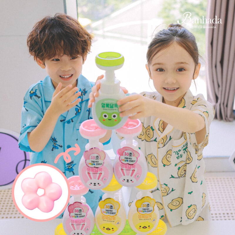 1 colorful flower-shaped hand wash + 3 refills Main product - 1 green (frog)