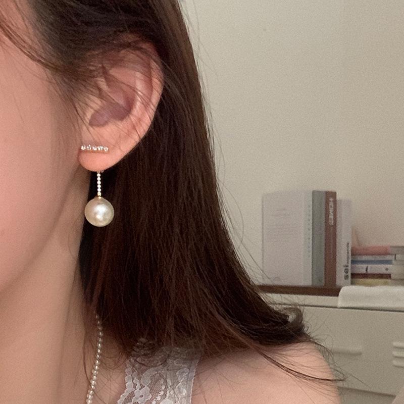 Dual-Wear Cubic Zirconia Pearl Tassel Stud Earrings: Unique, Fashionable, and Versatile Design for Women