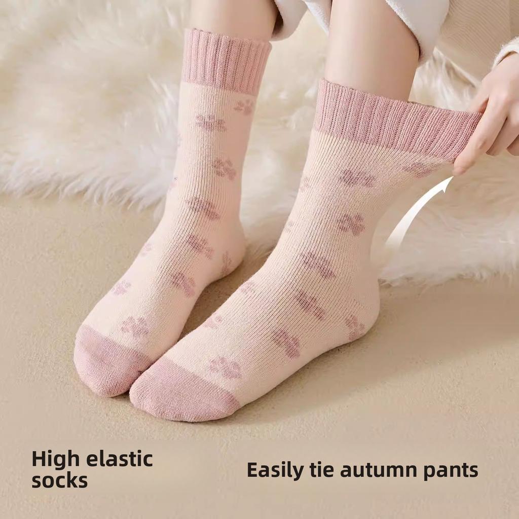 Female Autumn and Winter Plush and Thick Warm Deodorizing Sleep Wool In The Tube Socks