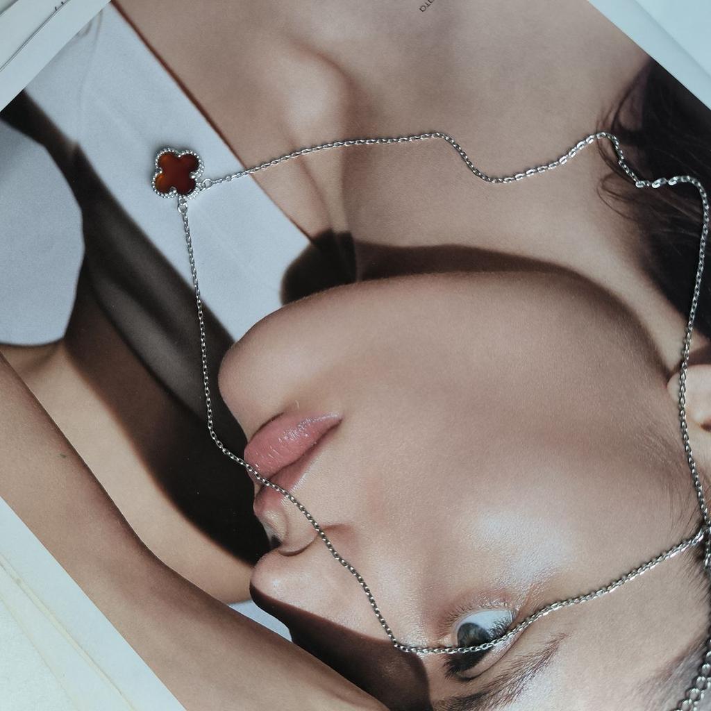 Серебряное колье с натуральным агатом, вес изделия 3,57 гр (60002364)