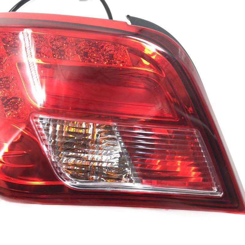 Compatible with Dongfeng Fengxing Jingyi S50 Rear Taillight Assembly and Brake Light