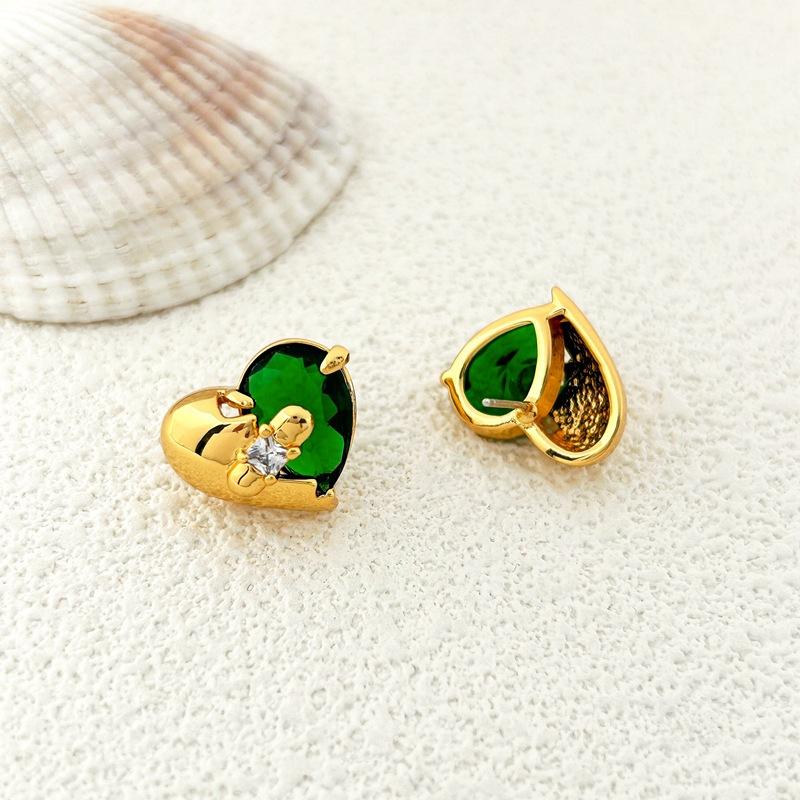 Personality Design Irregular Zircon Love Stud Earrings Sweet Beautiful Woman Earrings