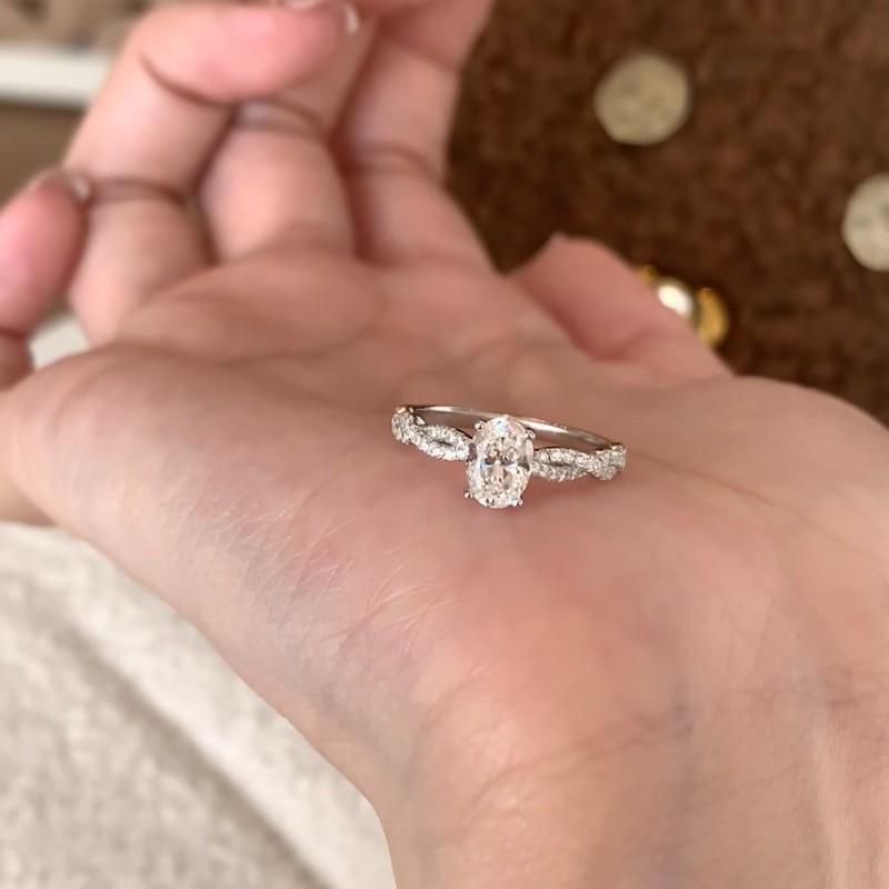 Boutique Copper Unique Ring For Stylish Women With Inlays Beautiful