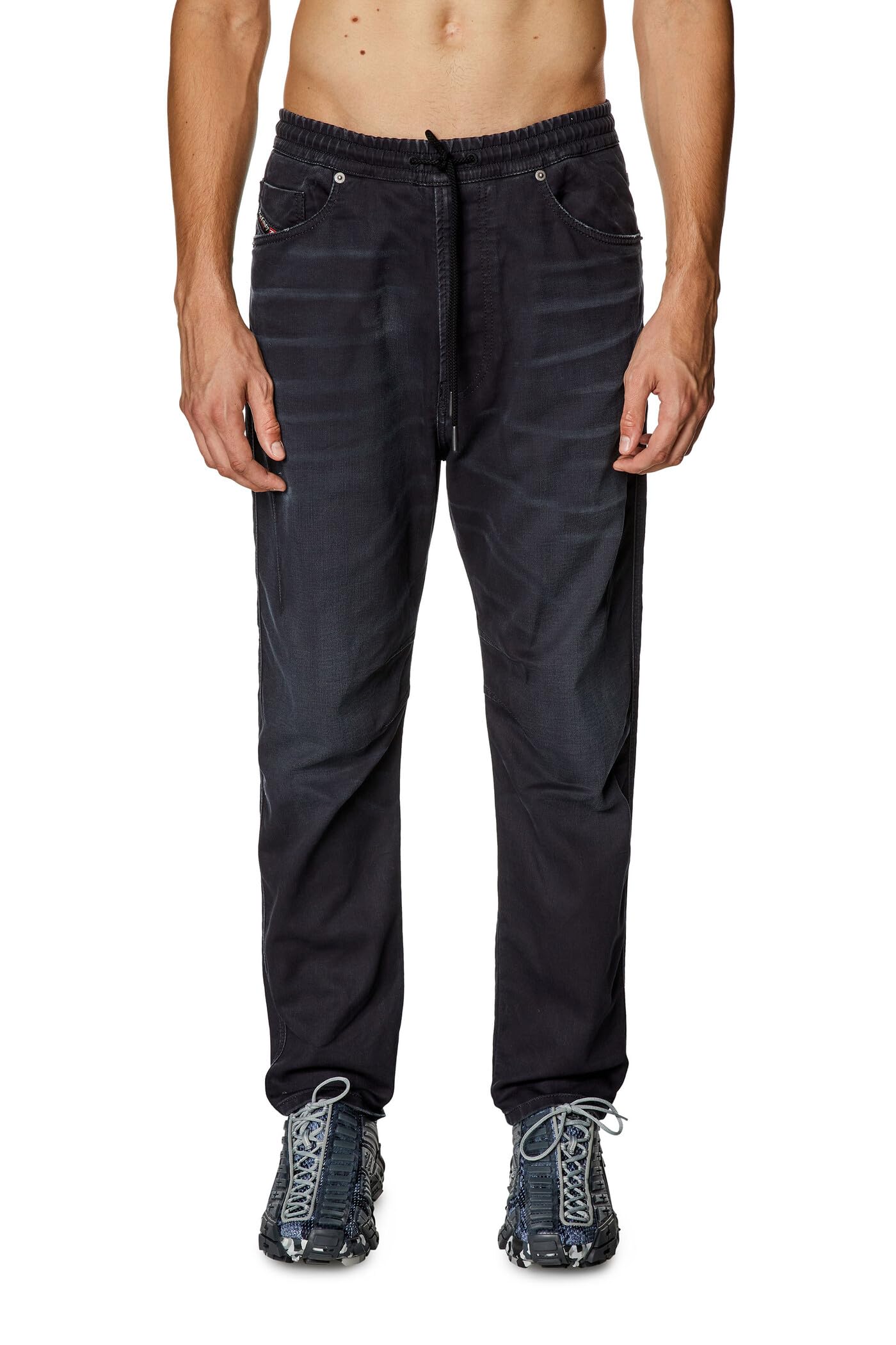 

Diesel Men s 2040 D-AMAGE JOGG Tapered Denim, 28-inch, Black, Size 02, A11875068HR