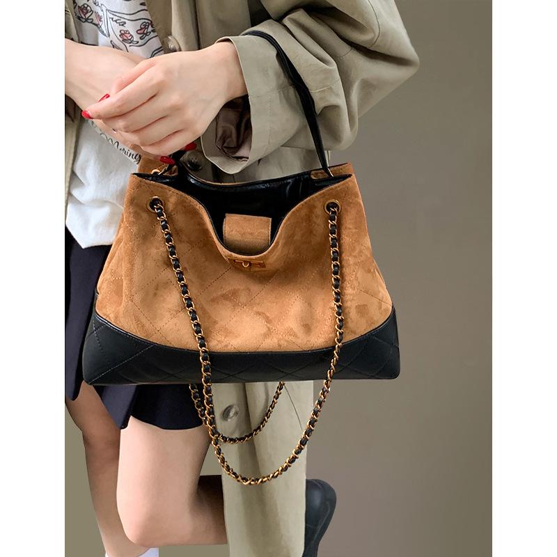 2025 New Women's Bag Autumn Winter Single Shoulder Underarm Bag Suede Fashion Large Capacity Handbag Tote Bag